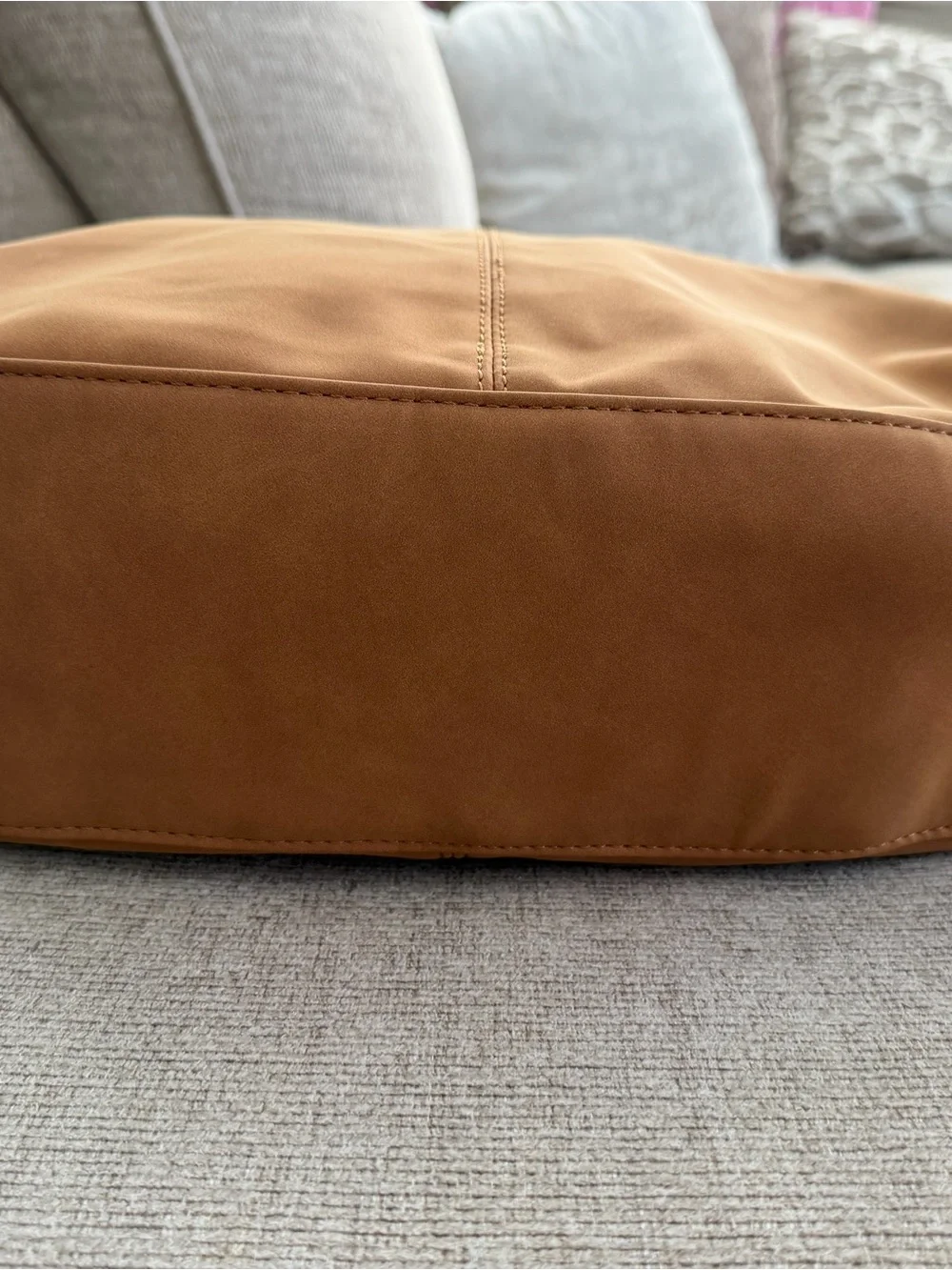 Women’s Tan Leather Hobo Bag - Classic Everyday Shoulder Purse